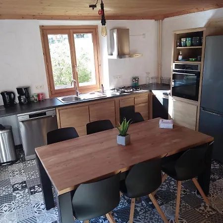 Apartment Tres Bel Dans Maison Avec Seez